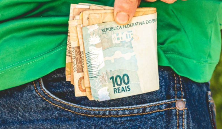 Inflação pode ficar acima da meta por três anos seguidos no Brasil 2 Inflação pode ficar acima da meta por três anos seguidos no Brasil