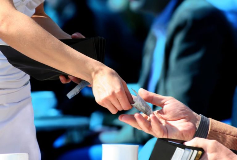 Uso do Pix Saque aumenta para retiradas de dinheiro físico em lojas 10 Uso do Pix Saque aumenta: entenda como usar para sacar dinheiro