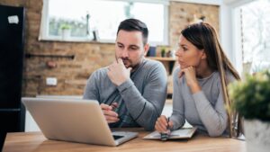 Empréstimo ou financiamento