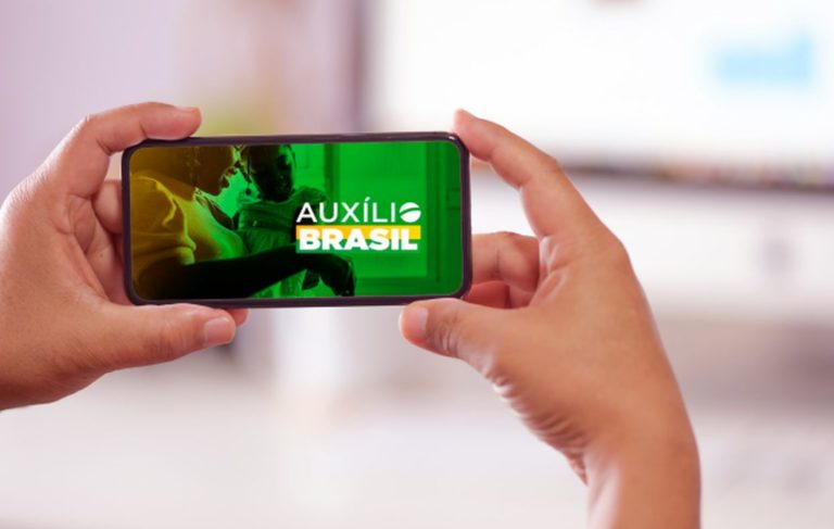 Como saber se vou receber o Auxílio Brasil de R$ 600? Consulte agora 1 Como saber se vou receber o Auxílio Brasil de R$ 600? Entenda