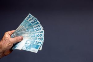 Auxílio Brasil de R$ 600 começa nesta terça (9); saiba onde vai receber