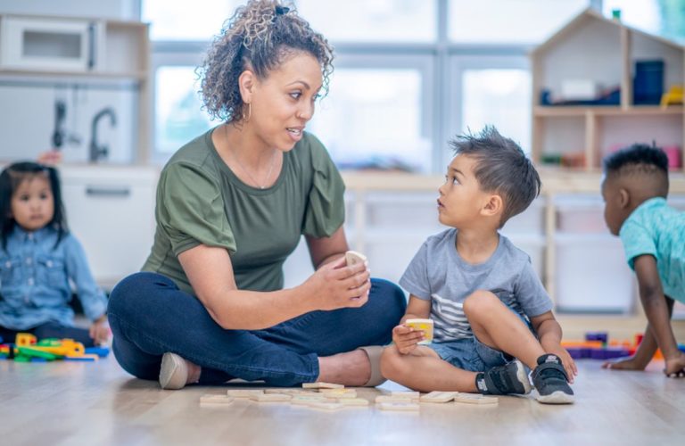 Auxílio-creche: saiba quando você deve exigir o direito e como solicitar 2 Auxílio-creche: saiba quando você deve exigir o direito e como solicitar