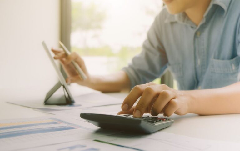 Consignado do Auxílio Brasil será o mais caro do mercado; entenda 9 Consignado do Auxílio Brasil será o mais caro do mercado; entenda