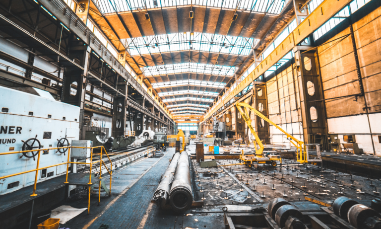 Recuo na produção industrial ocorreu em 8 dos 15 locais considerados 6 A produção da indústria sofre um recuo