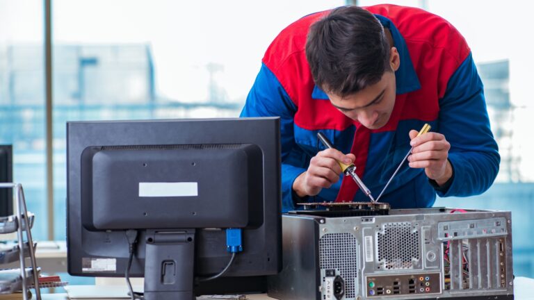 Técnico em Informática: confira algumas vagas de trabalho disponíveis 1 Técnico de informática.