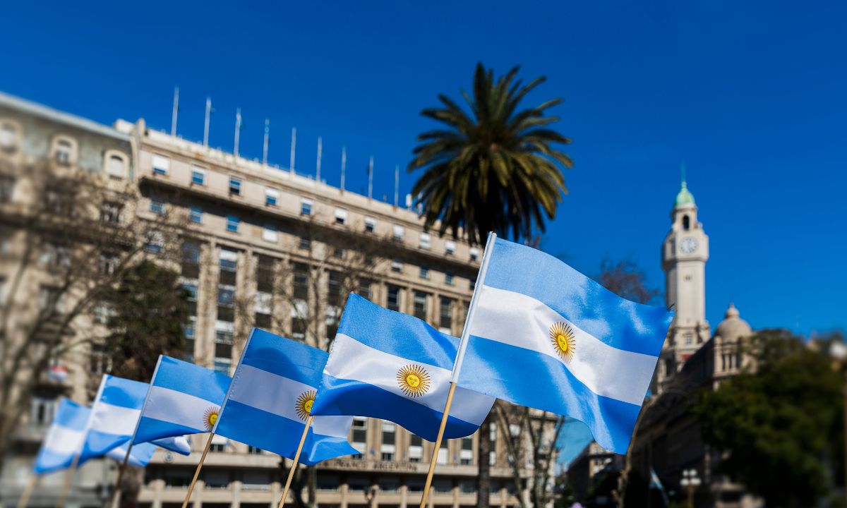 Argentina aumenta isenção do Imposto de Renda e tenta aliviar pressão da inflação