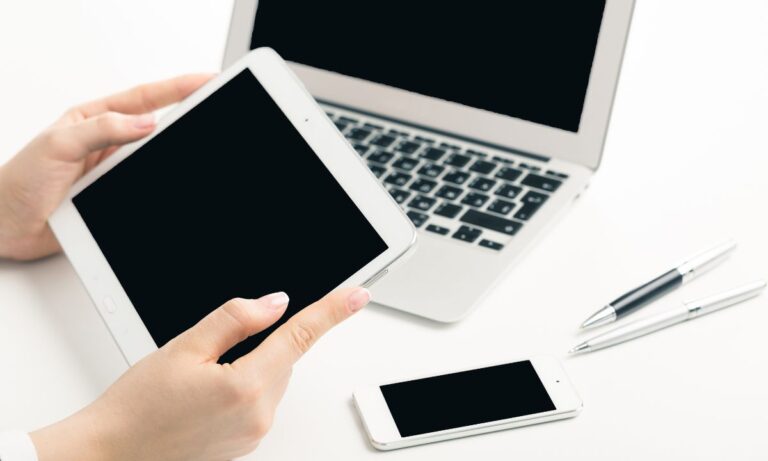 Qual o número de dispositivos eletrônicos brasileiros