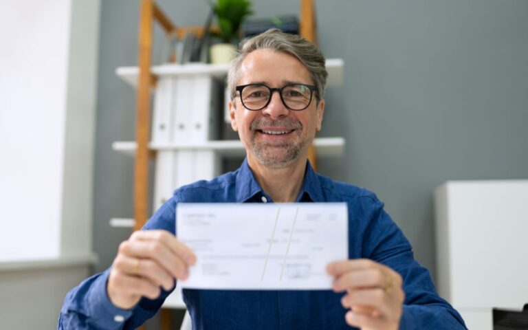 Cheque cruzado pode sacar