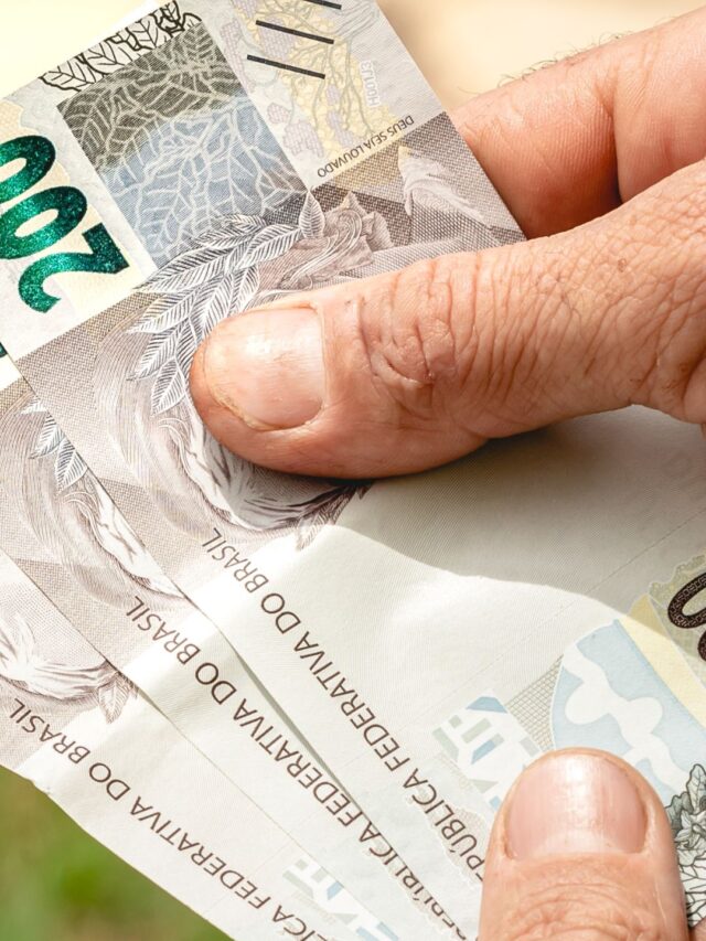 Story 2 cropped-Salario-minimo-1.jpg