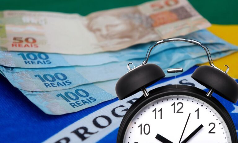 Última Chamada Para o Abono Salarial 2022 e Reajuste Menor no Salário Mínimo 2025; Confira 1 Abono salarial 2022